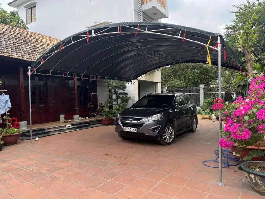 Nhà bạt mái vòm che gara ô tô tại nhà